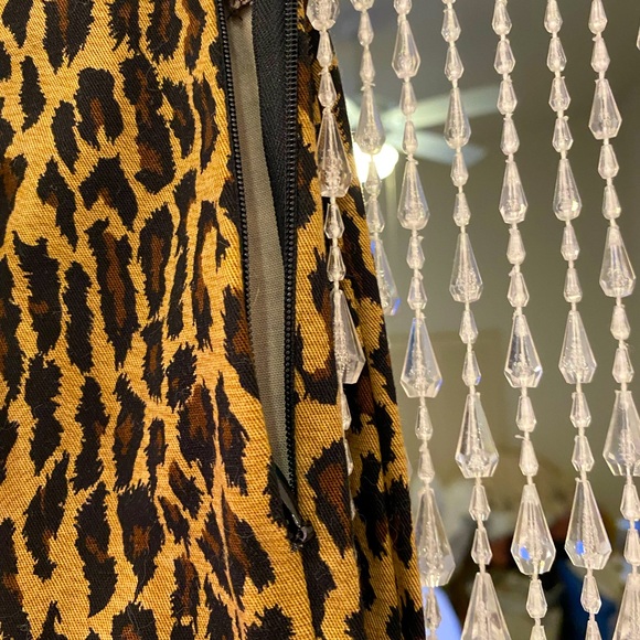 CHIC LEOPARD PRINT PANTS MACYS - Picture 3 of 3